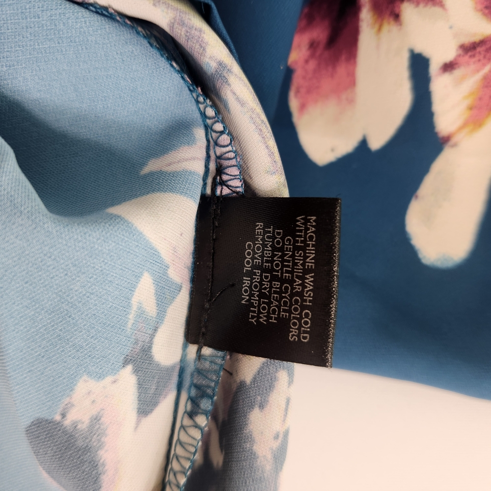Natori Women's Top Shirt Size S Floral Button Up Long Sleeve Tea Color NWT 01 - Picture 15 of 16
